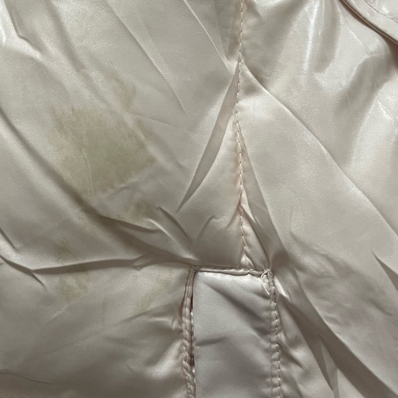 Fabletics Nelly Mixed Media Half Zip Sherpa Pullover in an Ivory Cream Color - Picture 8 of 8